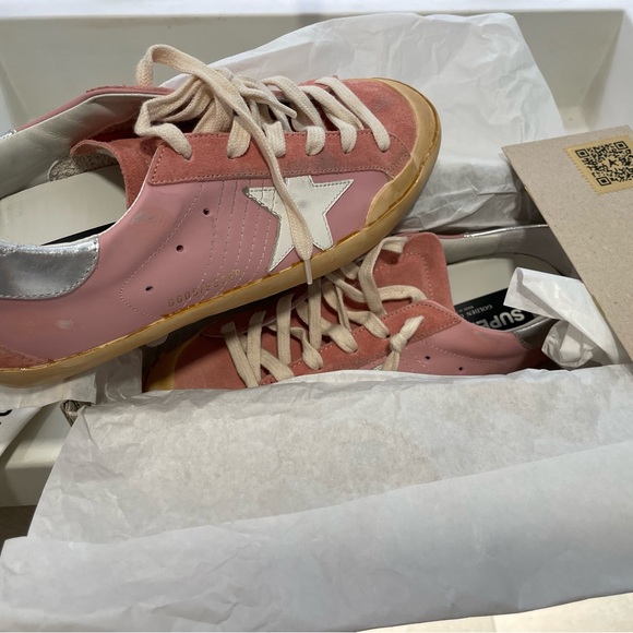 Brand new in box Golden Goose sneakers size 40 - Picture 4 of 8